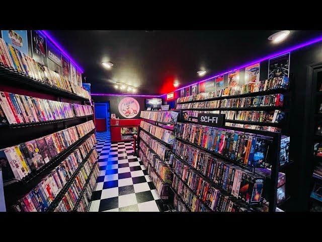 MAN BUILDS 80s BASEMENT VIDEO STORE - MONDO VIDEO!