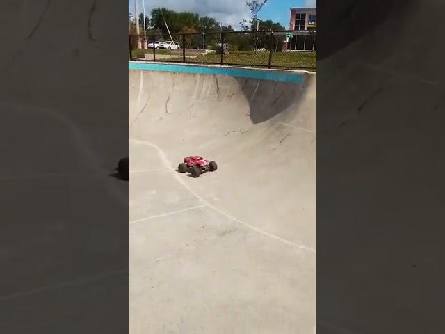 wicked rc flips at skatepark