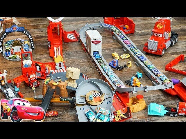 Disney Cars Huge Track Build Story Sets Mack Hauler Race Track Radiator Springs Playsets