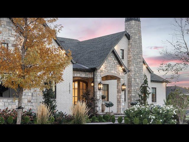 Full Tour - Gorgeous Custom Home from Silverhawk Enterprises