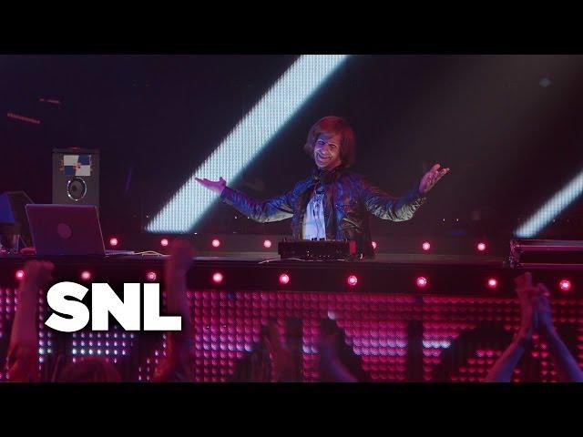 SNL Digital Short: When Will the Bass Drop? - SNL