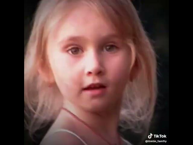 جمال ايفا لما كانت صغيرة #تيم#تين#كيتي #اريل #ايفا#كيسي#نيت#تايلر#كريس#دوني#اليس#ميا#سيندي#كريستي