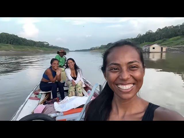 Viagem de canoa de Tefé até o Amanã, Amazonas/Canoa quase alaga/Seca na Amazônia.