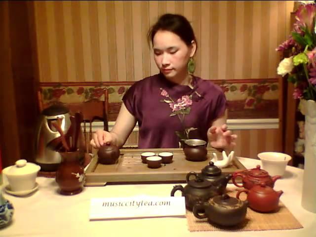 Chinese Tea Ceremony Yixing teapot: Wuyi Oolong