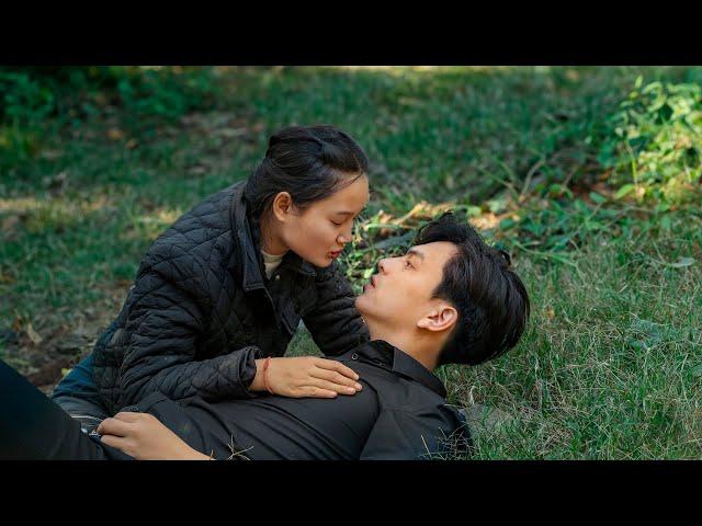 Female slave Diep is at peace with rich CEO James - love between rich & poor - Ly Tu Diep