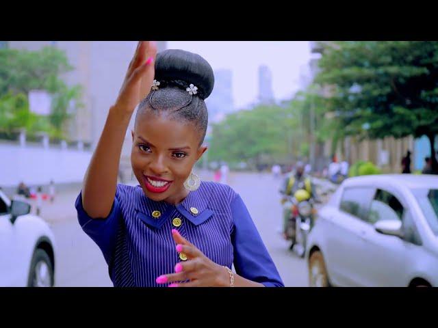 WAKIUDI  - FAVOUR (OFFICIAL VIDEO)