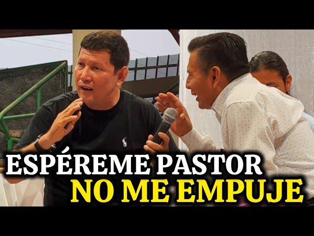 Pastor ACORRALA al Padre Luis ToroAFIRMA que NO HAY PODER para PERDONAR PECADOS