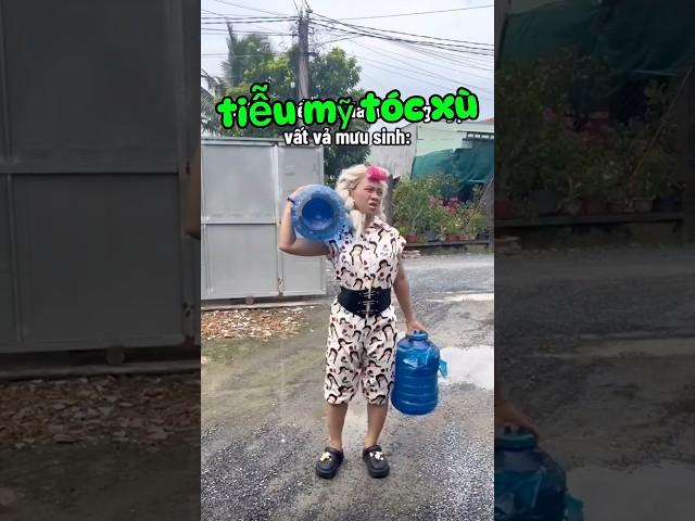 Tiễu mỹ tóc xù làm gái nga #shorts #shortvideo #haihuoc #fun #funny #funnyvideo #comedy #cuoikhapxom