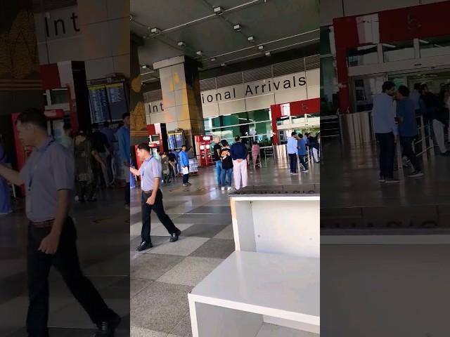#viral #shortvideos #mkwatch #puma #airport #youtubeshorts