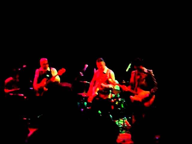The Groovebreakers ft. Sjors Nederlof Groene Engel Oss