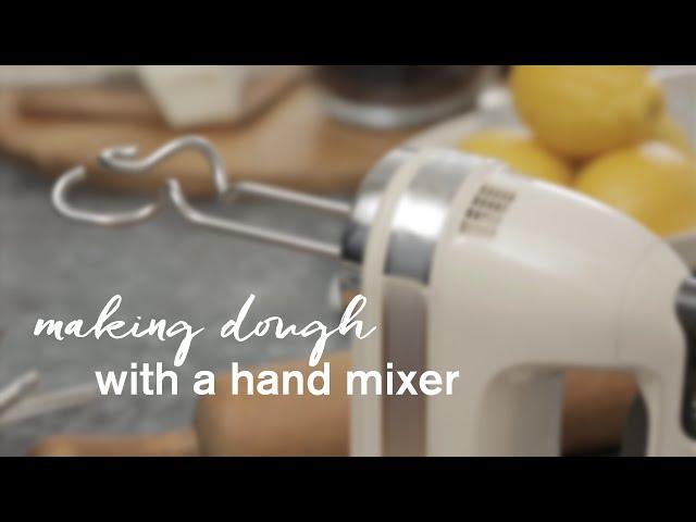 How to make dough with a hand mixer