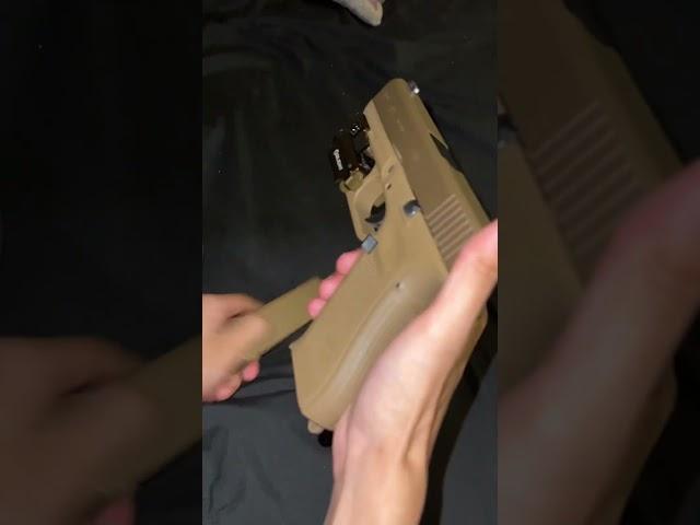 Glock 19x, What mag would you carry?‍️ #edc #firearms #glock #glock19x