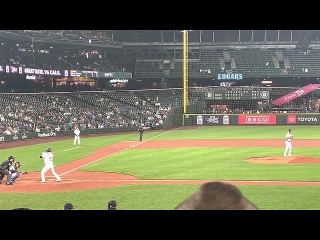 Jarred Kelenic pity Foul out to Catcher