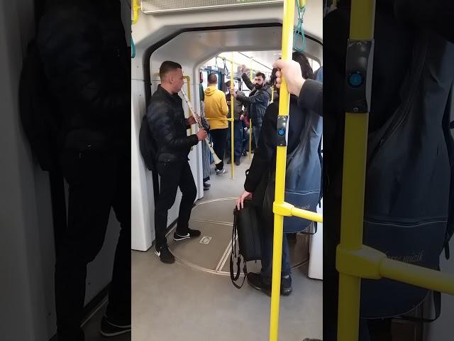 Bursa Metro müzik