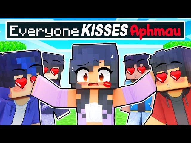 Everyone WANTS TO KISS APHMAU In Minecraft!