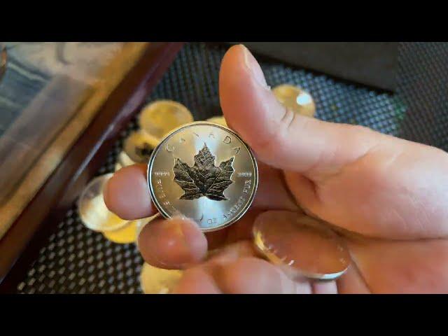 2021 Canadian Silver Maple Leaf Coins,tube of 25 filmed in 4k