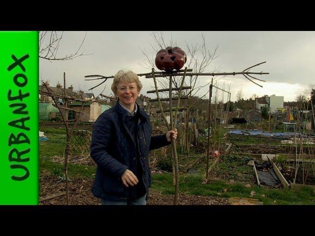 How to make a scarecrow from sticks