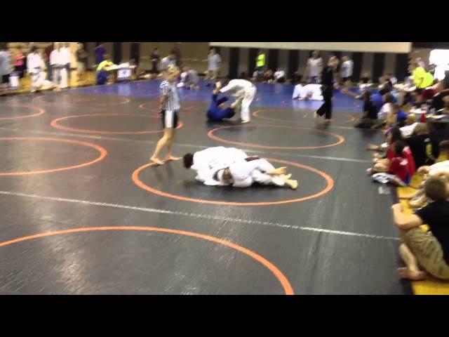Jay Downs wins Bronze