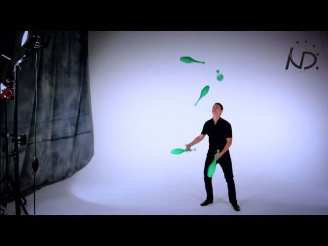 5 club juggling - demonstration