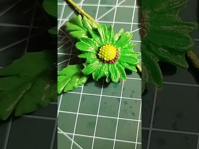 DIY Green Daisy Flower by Clay #art #clay #clayflowermaking #handmade
