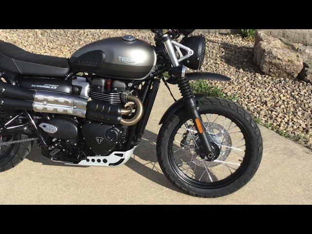 2022 Triumph Street Scrambler Sandstorm Special Edition first look quick walk around