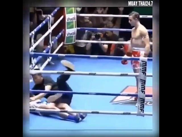 Muay Thai knockout