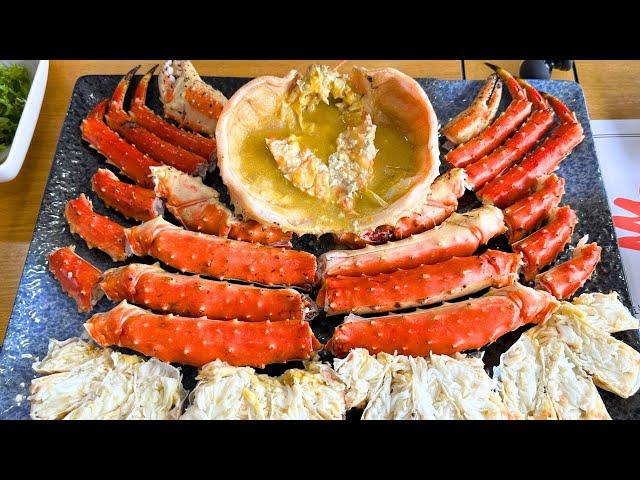 MONSTER King Crab & Hairy Crab BREAKFAST in Sapporo Japan! 100 Foods to Eat Before You Die #43