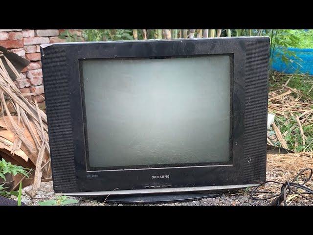 Restoration Old Broken SAMSUNG TVs Left in a Pile of Rubble // Antique Television Restoration