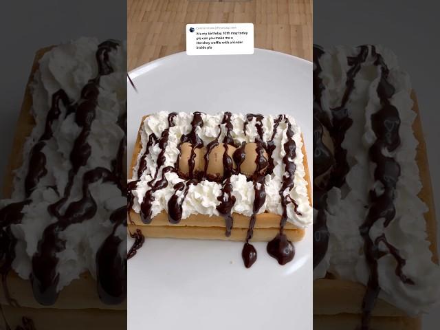 Kinder Hippo in the Hershey’s waffle !