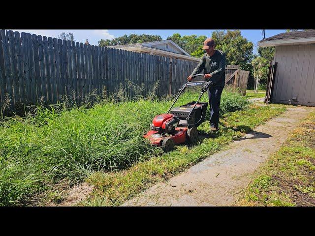 They Just Had a Baby and He Had Surgery on His Shoulder So I Helped Mow Their OVERGROWN LAWN