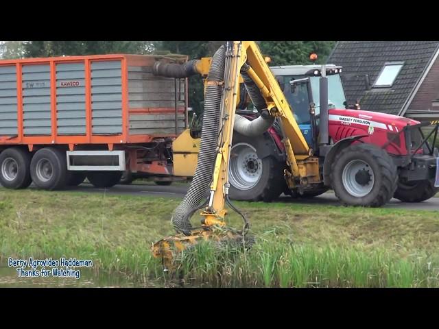 Berm maaien - Massey Ferguson 7480 + Herder maai/zuigcombinatie