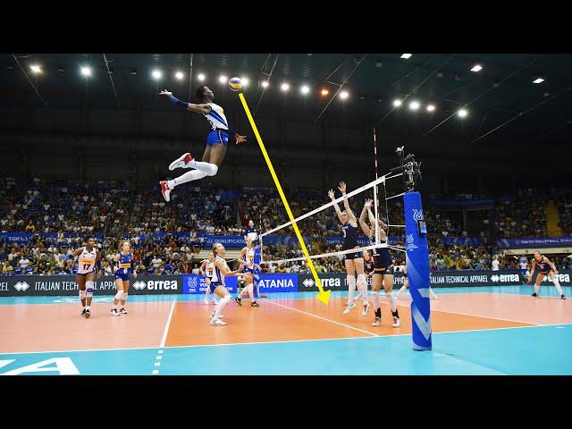 TOP 20 Legendary Women's Volleyball Spikes That Shocked the World !!!