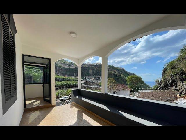 CASAS Real Estate | Ribeira Brava House - Madeira Island