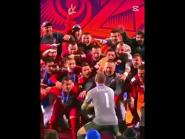 تلمس الكأس تخسره  #football #edit