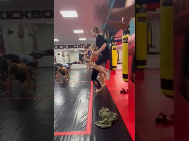 КИКБОКСИНГ.