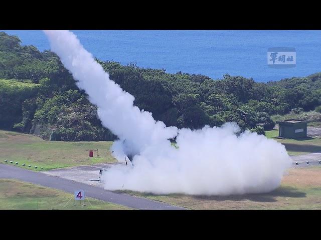 愛國者二型飛彈、天弓一號飛彈發射