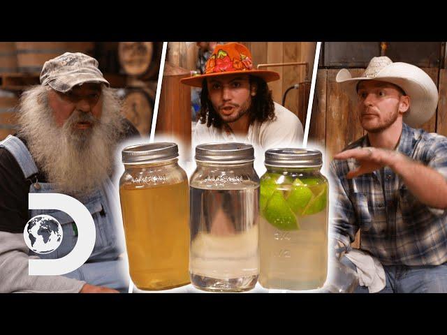 Moonshiners Have A Spiced Rum Faceoff! | Moonshiners: Master Distiller