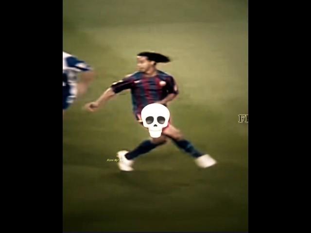 Ronaldinho Joga Bonito Skills 