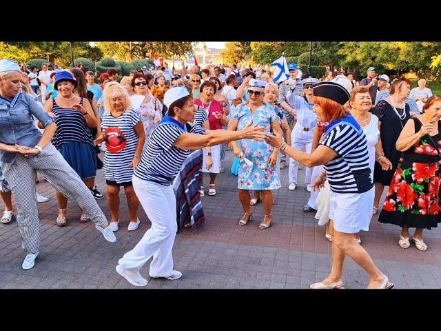 28.07.24 - Танцы на Приморском бульваре - Севастополь - День ВМФ - Дуэт СеНат