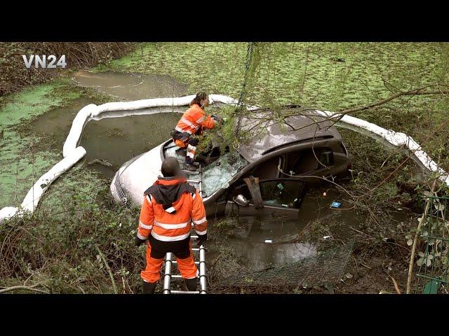 VN24 - Pensioner reverses his car out of the garage and ends up in a pond