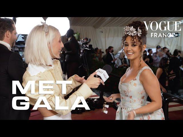 De Youtube au Met Gala : l’interview de Lena Situations par Emma Chamberlain | Vogue France