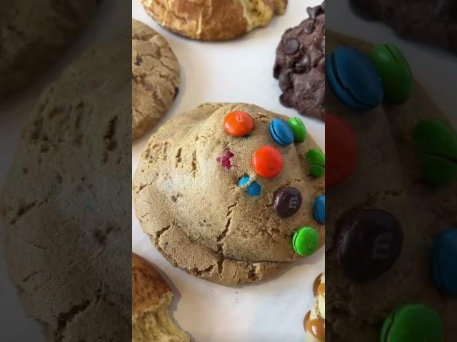 So gorgeous it hurts  #cookies #beautiful #bakedgoods #homemadecookies #freshbaked