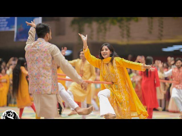 Mokor Porobe Modna Chora - মকর পরবে || Arpita & Arpan Chakraborty || Folk x Bihu Dance || Flash Mob