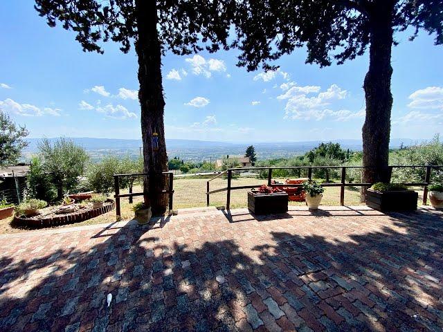 CD1022 Assisi, nice house with great views and olive grove