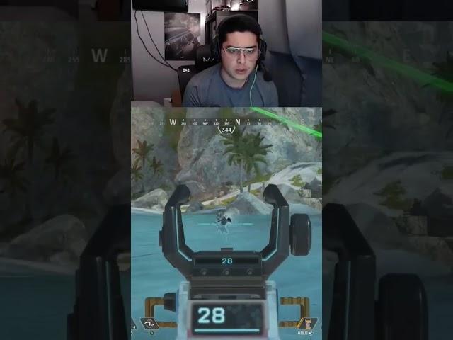 someone got kicked mid game! like and sub for more! #apexlegends #twitchstreamer #shorts