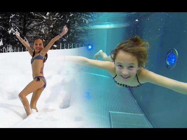 Carla Underwater swimming with snow