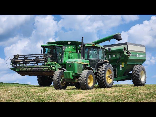 J&M 525 Grain Cart