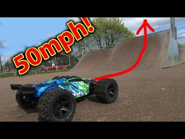 OMG!! Traxxas E-Revo 2.0 Destruction Testing on Skate Park