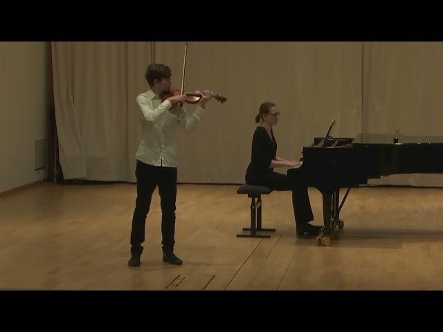 H. Wieniawski polonaise D-dur, Maxim Larionov violin