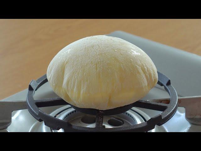 (No oven) Bake bread directly on the flame! Homemade Pita bread recipe